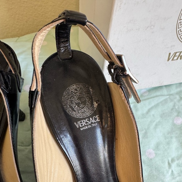 VINTAGE Versace Black Sling back Heels Womens size 37 1/2 - Picture 5 of 16